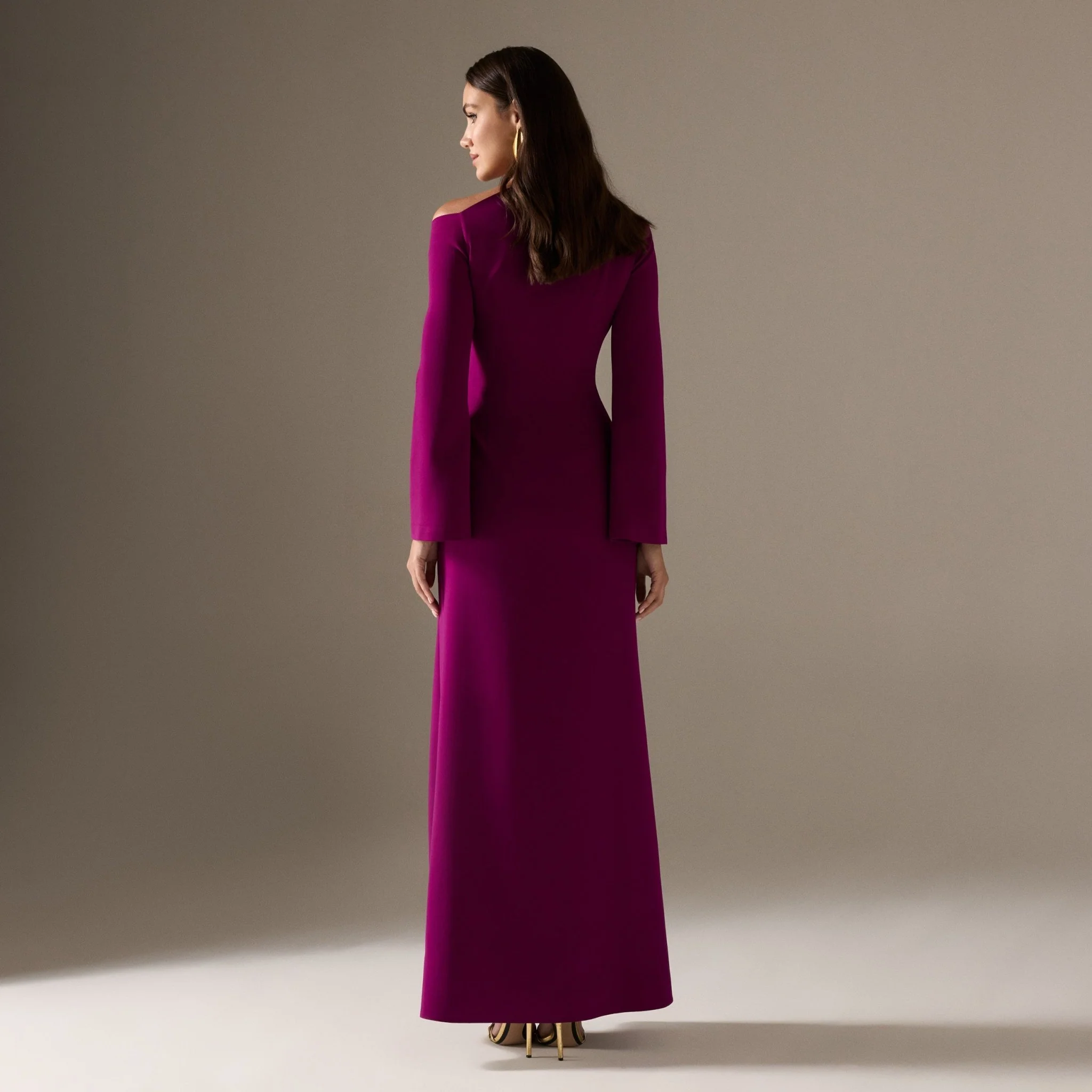 Purple Bare shoulder Crepe Maxi Dress - Image 4