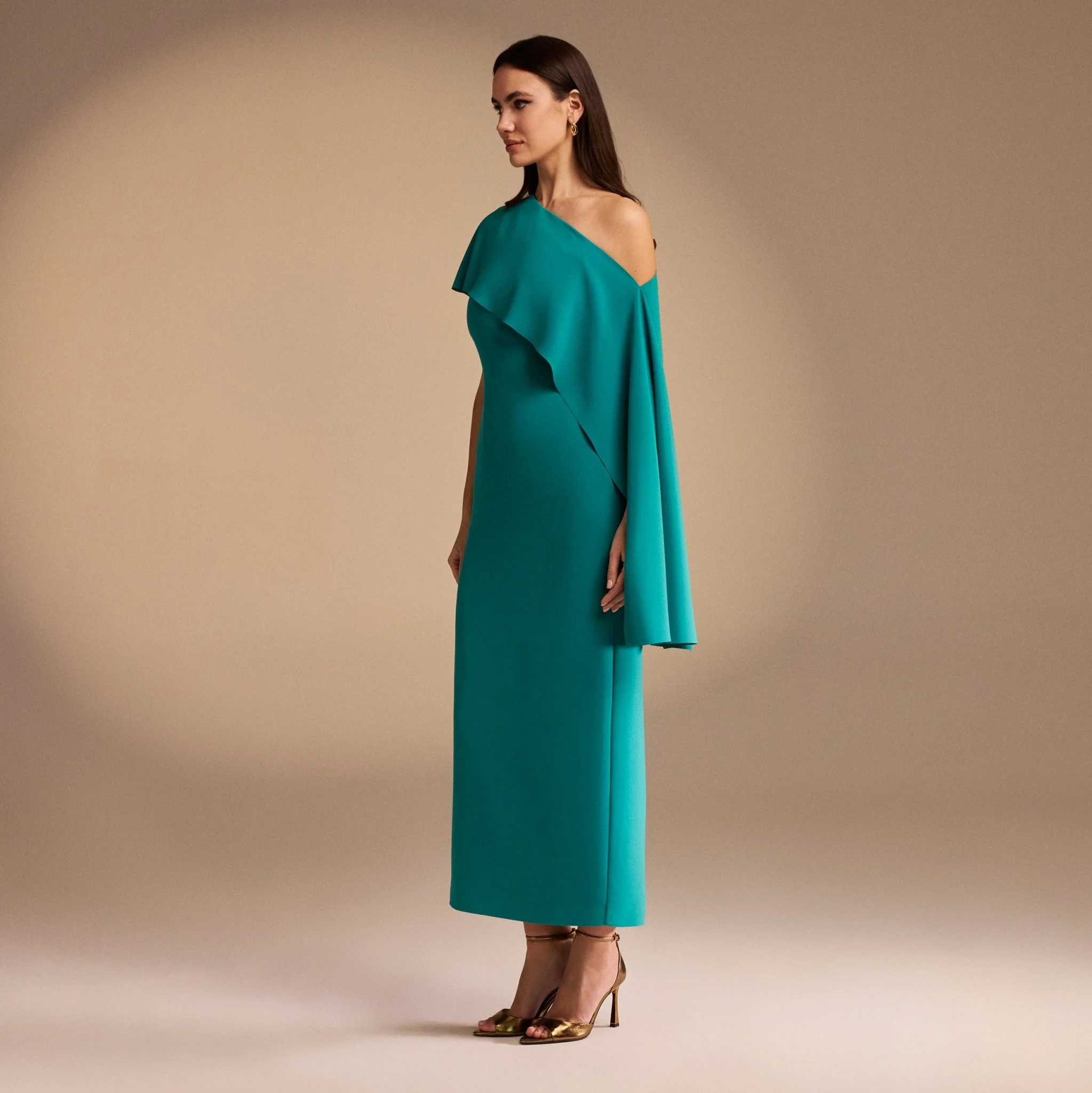 Off White Bare Shoulder Crepe Maxi Dress - Image 9