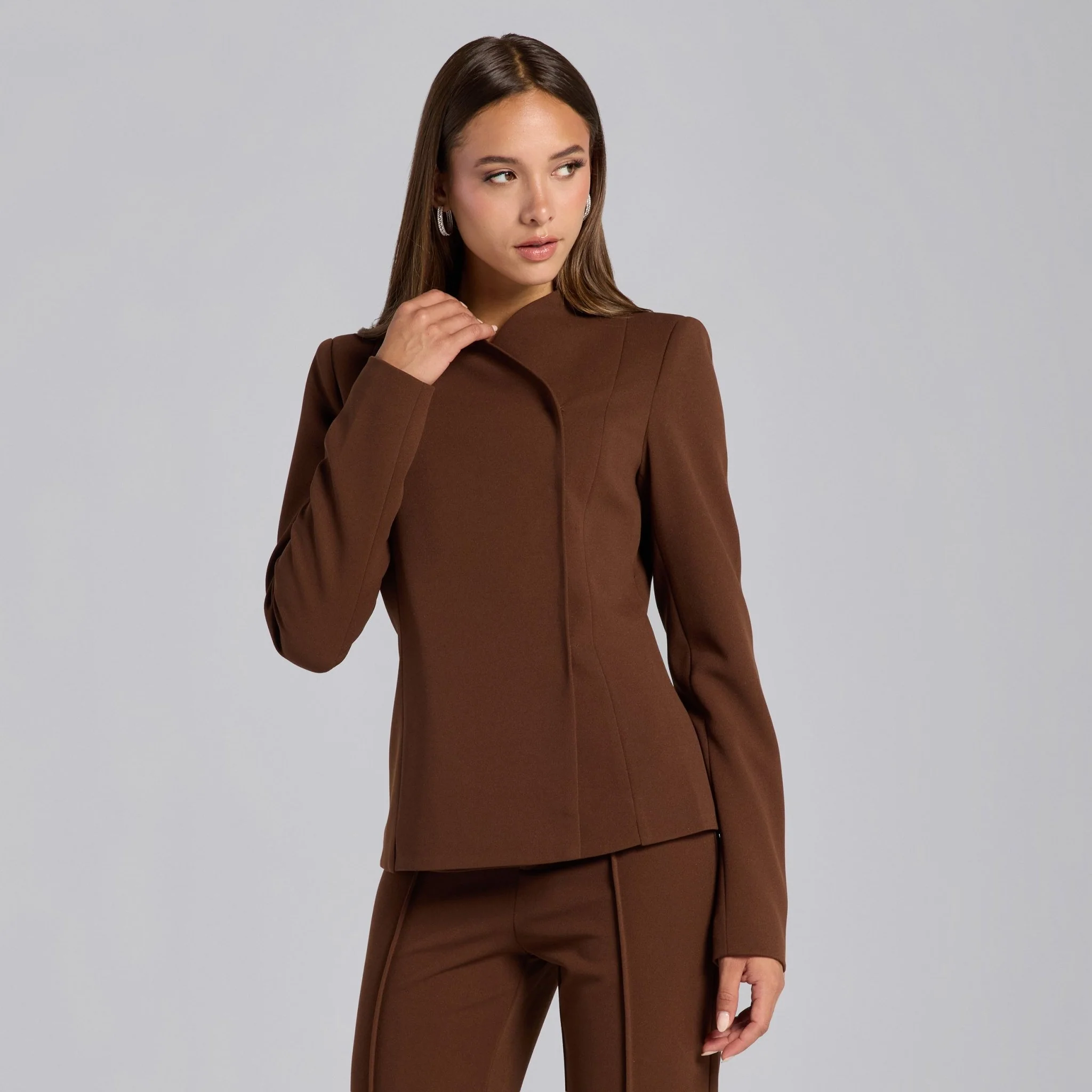 Brown Crepe V-Neck Blazer and High Waist Pants Set - Image 3
