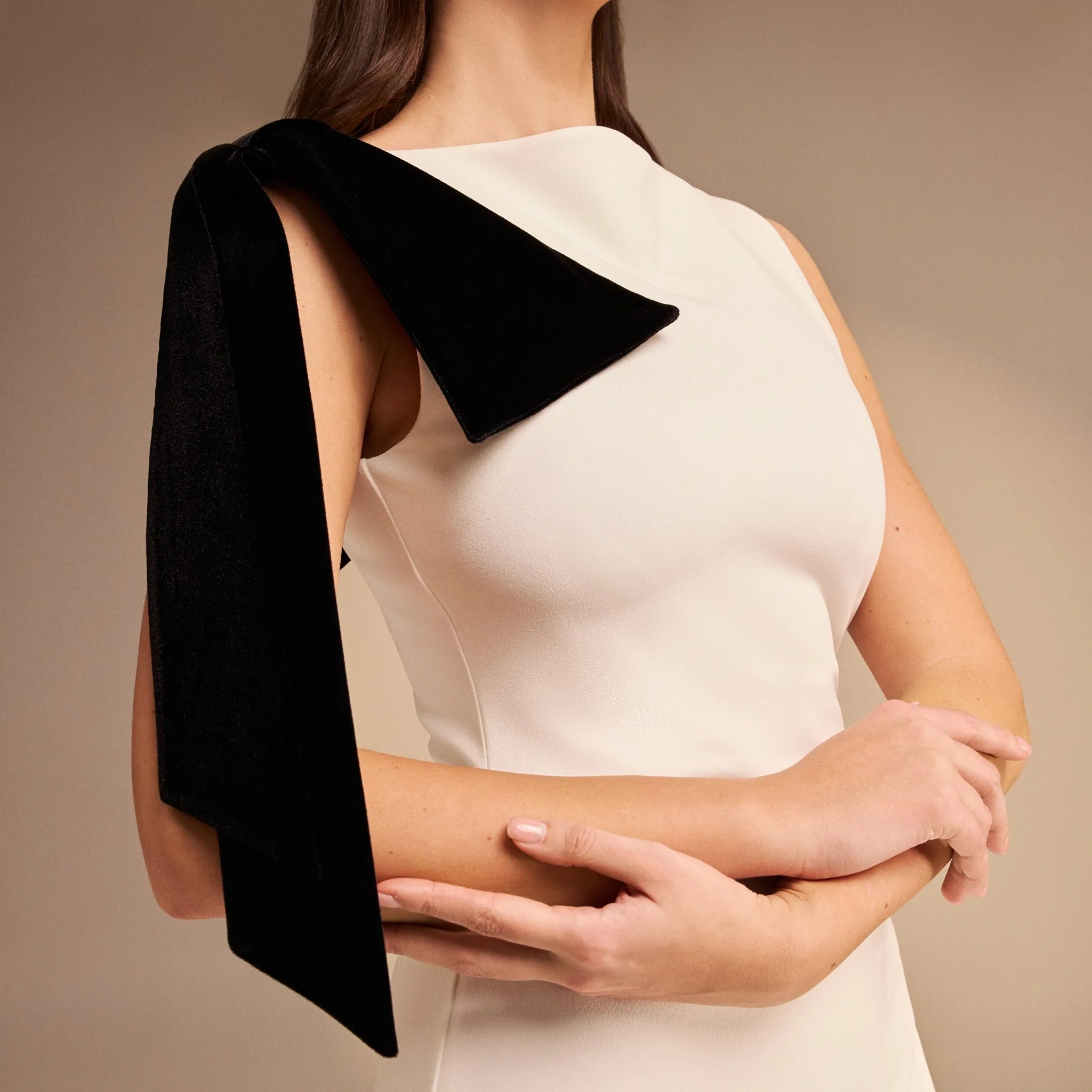 Midi Crepe Dress with shoulder Bow - Image 4