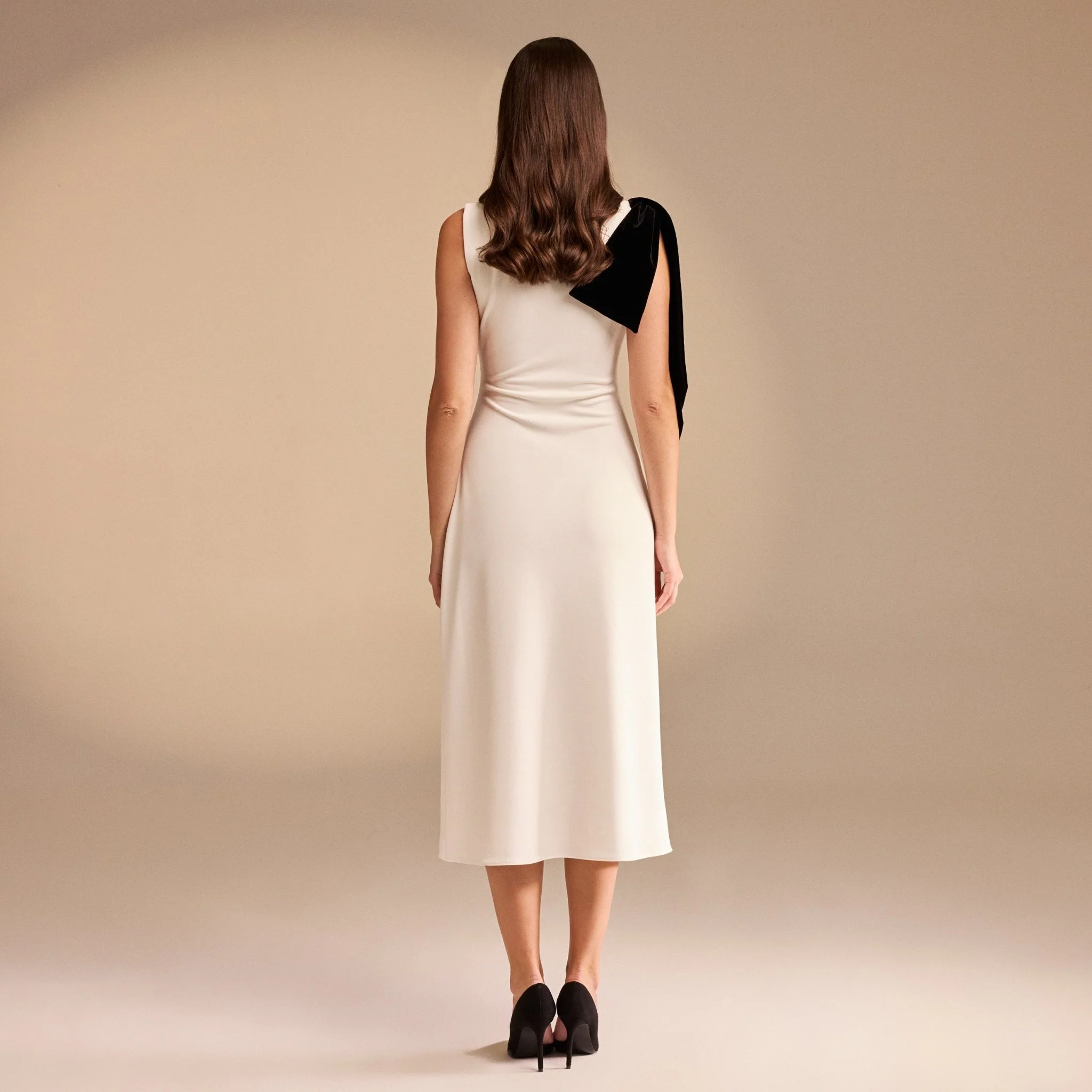 Midi Crepe Dress with shoulder Bow - Image 5