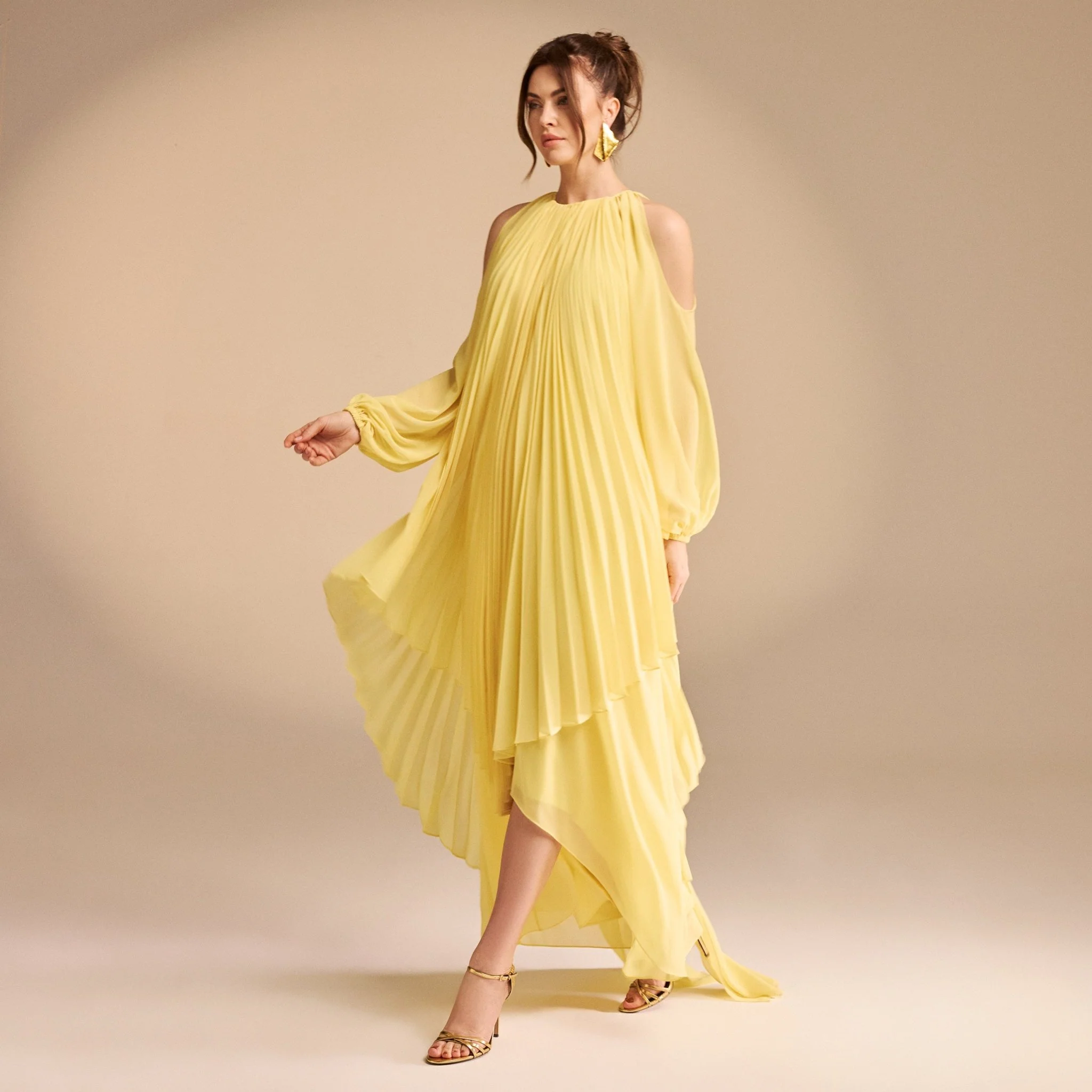 Poet Shoulder Pleated Long Sleeve Chiffon Dress - Image 5